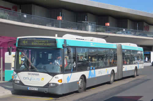 Airport paris orly metro