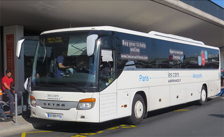 RER trains between Charles de Gaulle (CDG) Airport and Paris