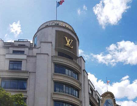 Image of Le magasin Louis Vuitton, 101 Avenue des Champs elysees