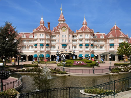 Official Disneyland Paris main hotel with entrance ticket