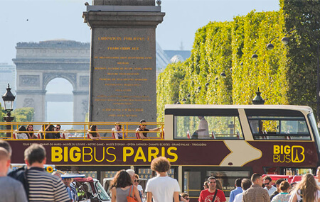 Big Bus Paris hop on bus