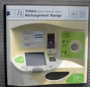 Paris transport self service ticket machine